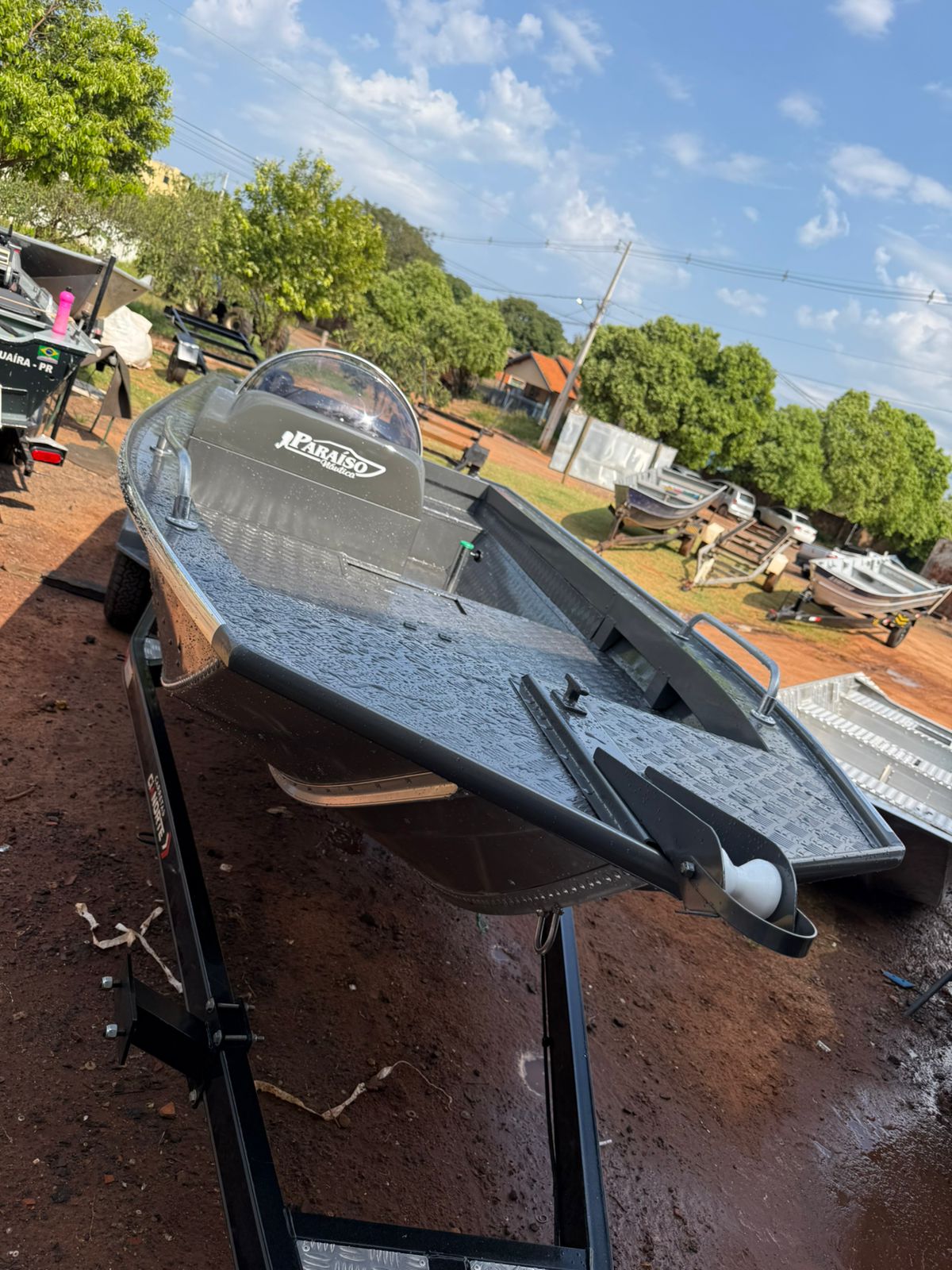 Barco de alumínio modelo 3