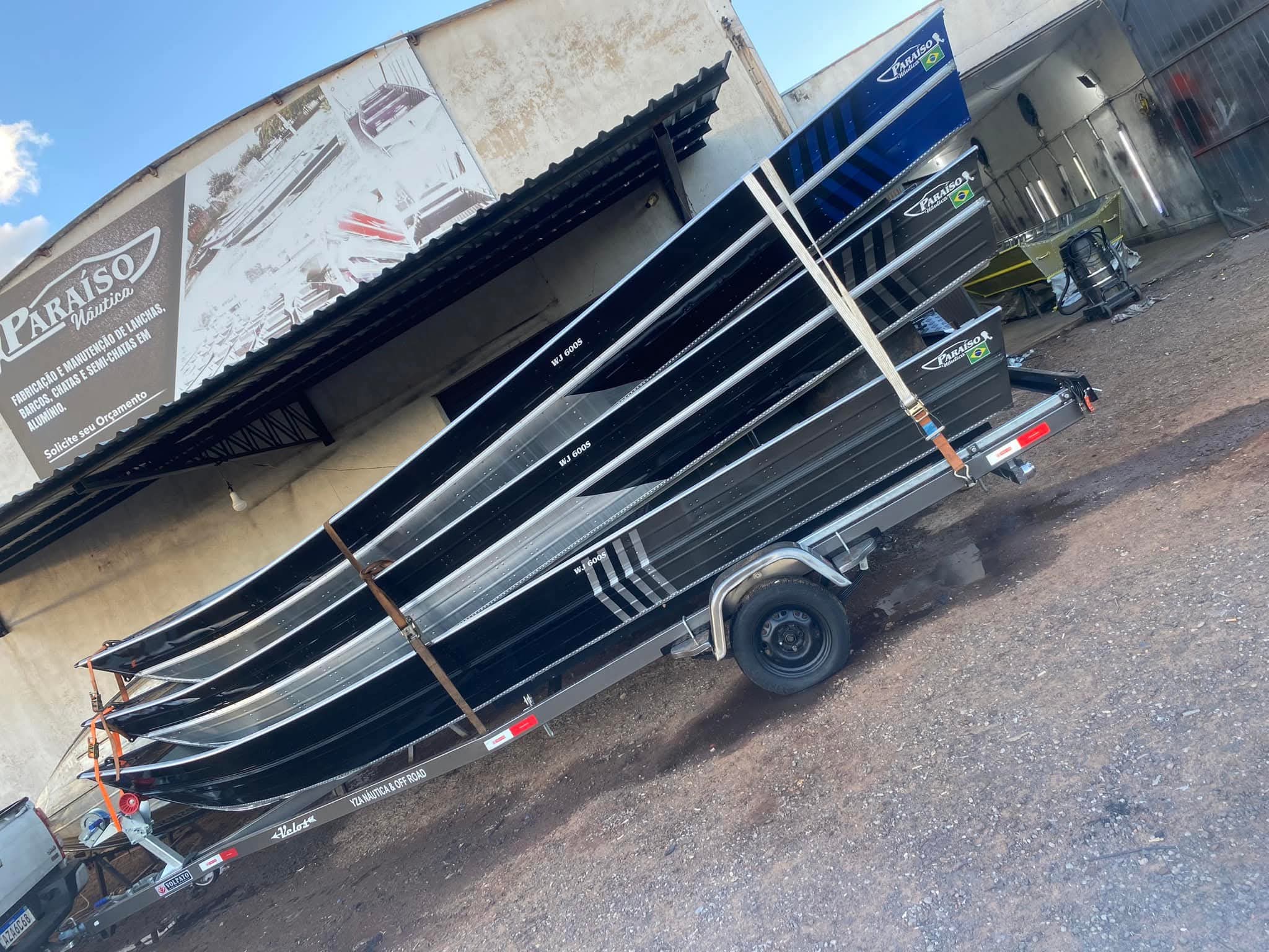 Barco pronto para entrega