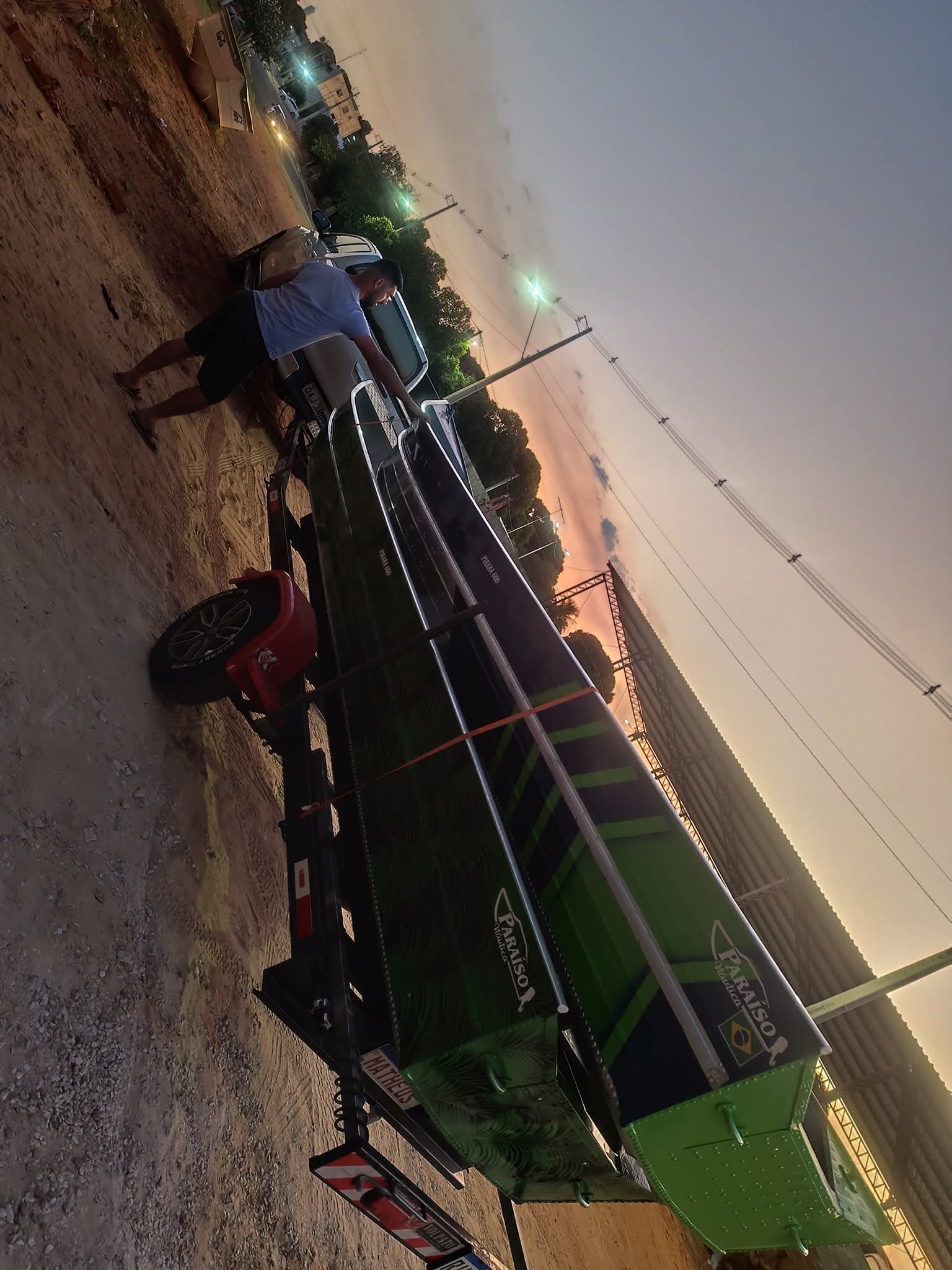 Barco de alumínio modelo 1